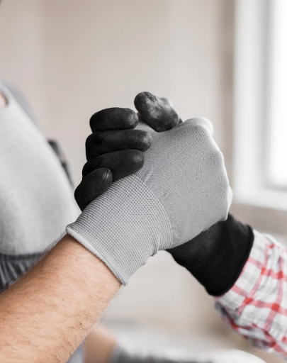 Seguro De Responsabilidad Civil $ 5,000,000.00 USD.